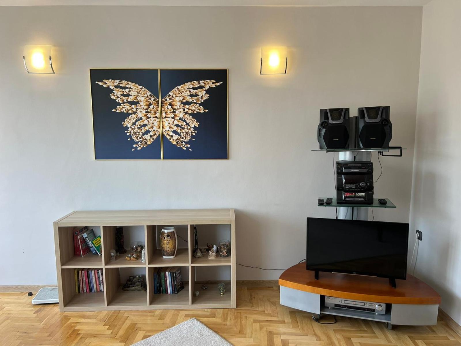 Lugano Couples Quiet W Free Street Parking Apartment Sofia